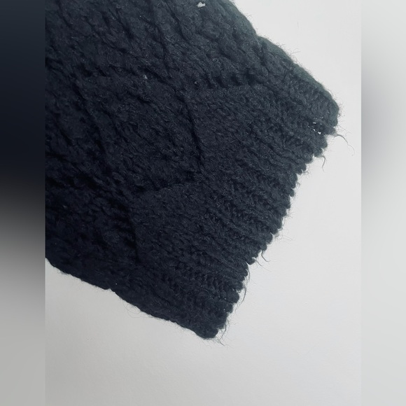 NWOT Zara wool blend black bell sleeves sweater - Picture 6 of 8